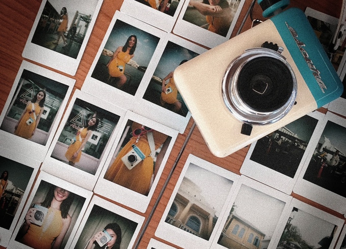 Escura Instant 60s | Hand-powered Instant Camera